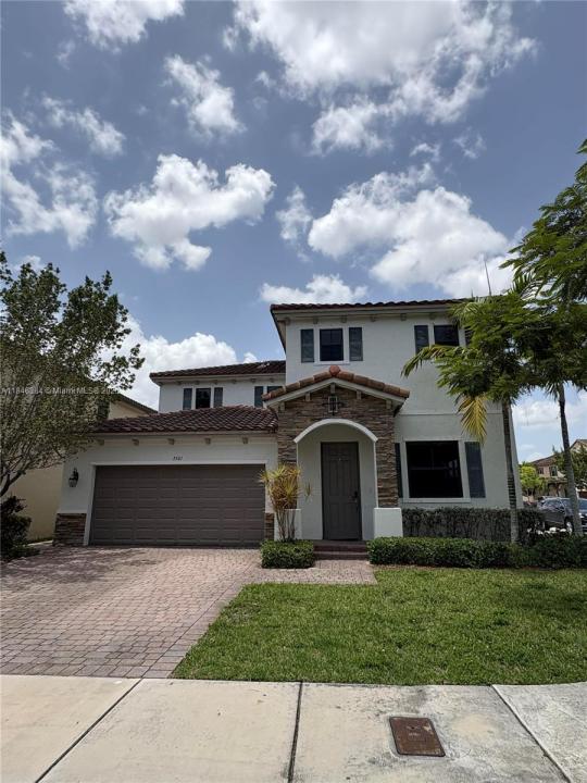 3501 W 92nd Pl, Hialeah, Florida 33018, Estados Unidos