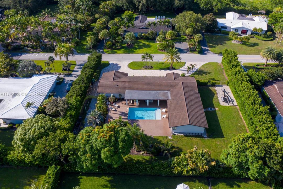 6960 SW 148th Ter, Palmetto Bay, Florida 33158, USA