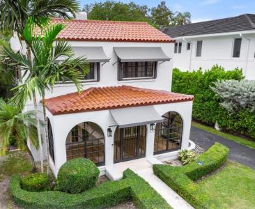2618 Alhambra Cir, Coral Gables, Florida 33134, USA