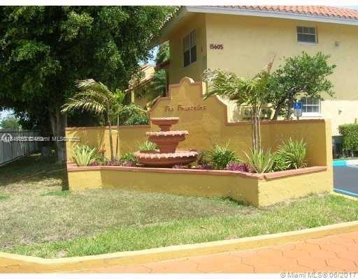 15675 SW 74th Circle Dr 14, Miami, Flórida 33193, Estados Unidos