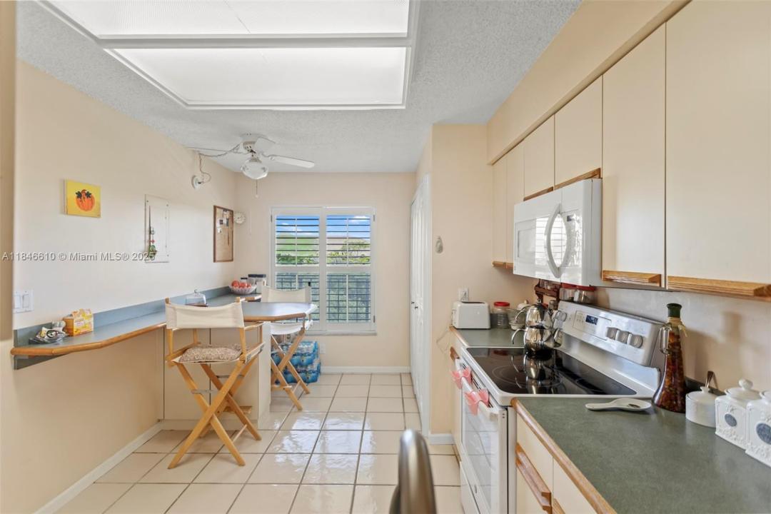 4570 NW 18th Ave 606, Deerfield Beach, Florida 33064, Stati Uniti