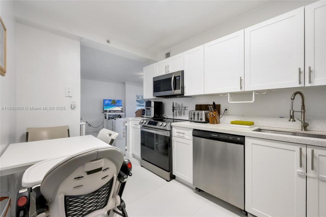 401 69th St 308, Miami Beach, 佛罗里达州 33141, 美国