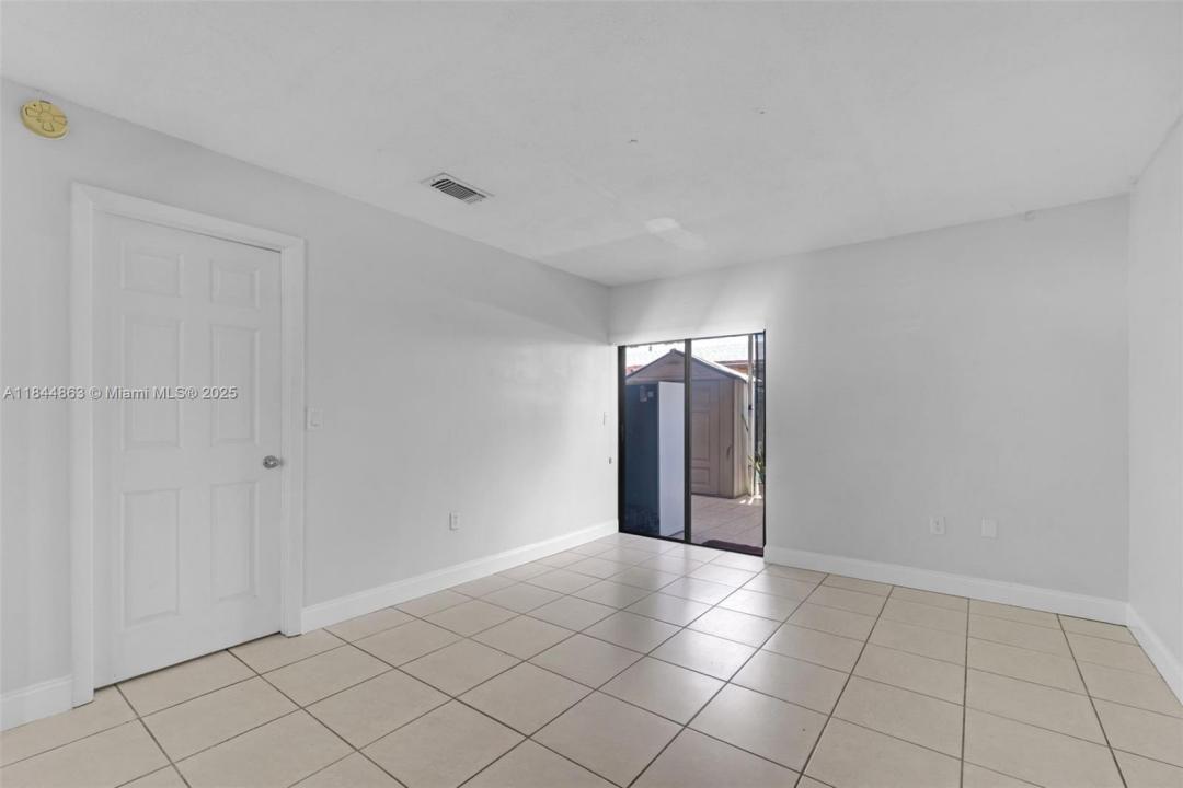 11630 SW 2nd St 55, Sweetwater, 佛羅里達州 33174, 美國