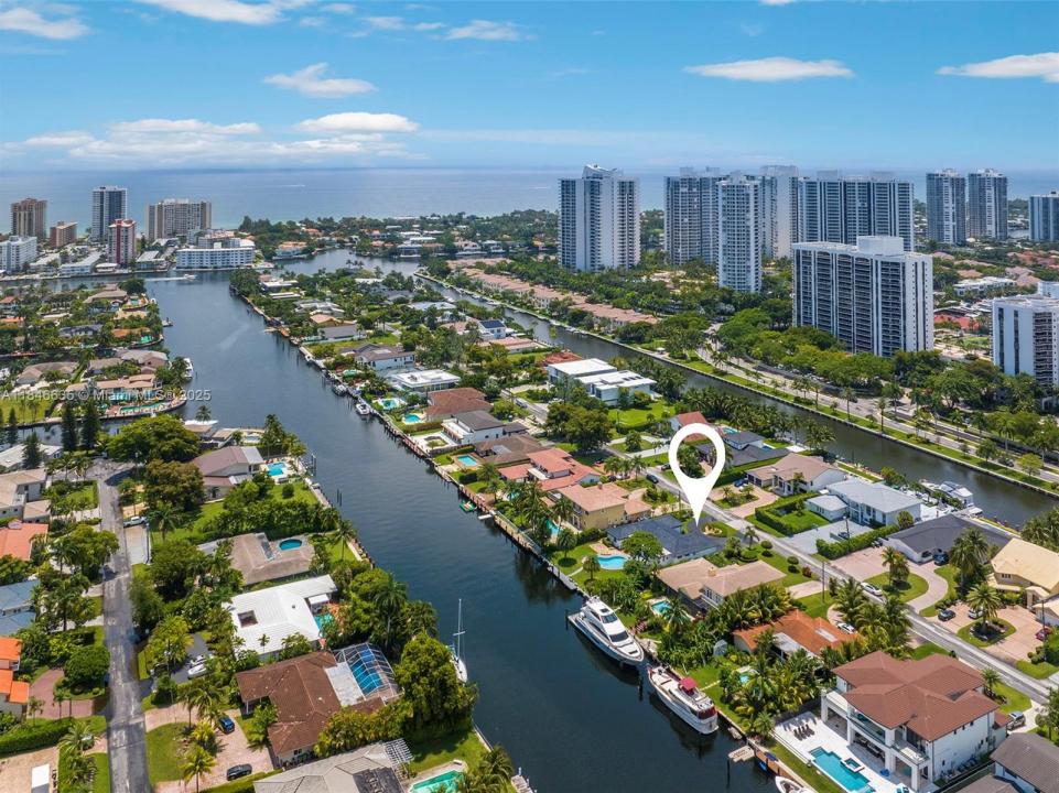 430 Holiday Drive, Hallandale Beach, Flórida 33009, Estados Unidos