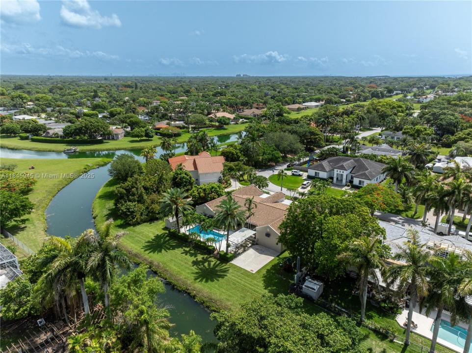 17494 SW 83rd Ct, Palmetto Bay, Florida 33157, USA