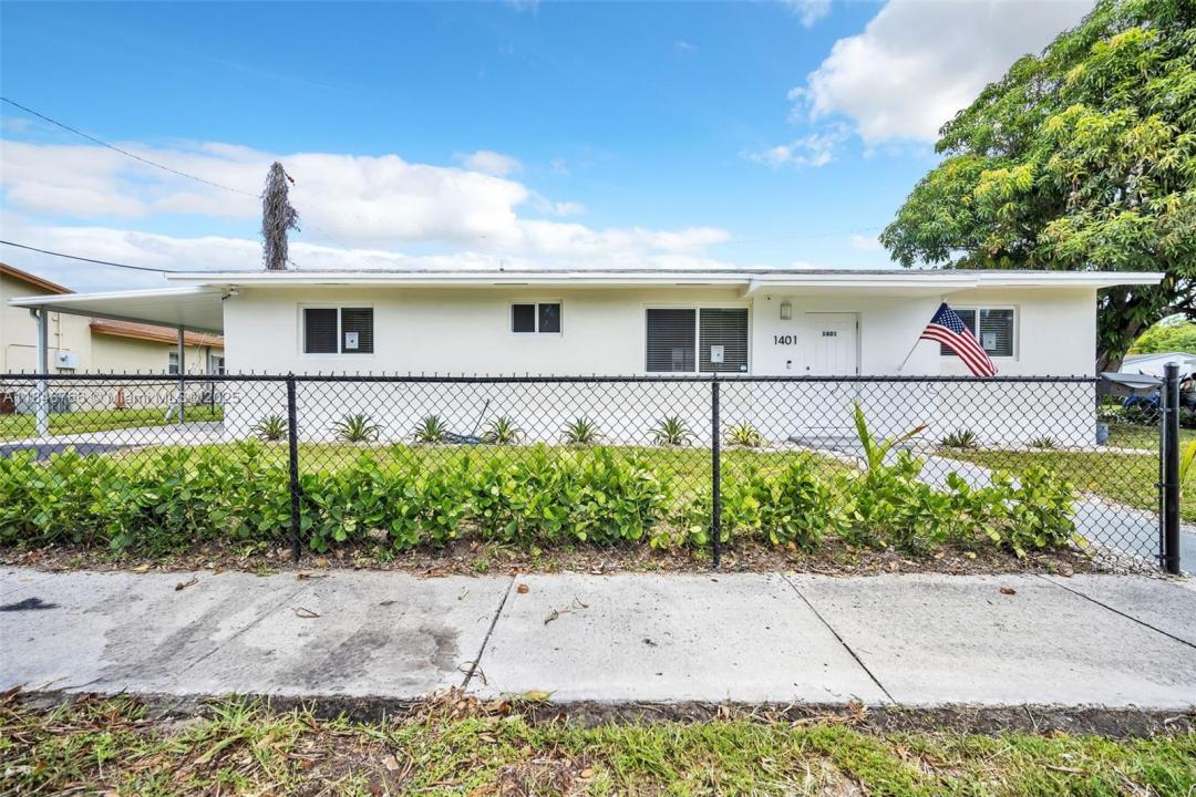 1401 NE 152nd St, North Miami Beach, Florida 33162