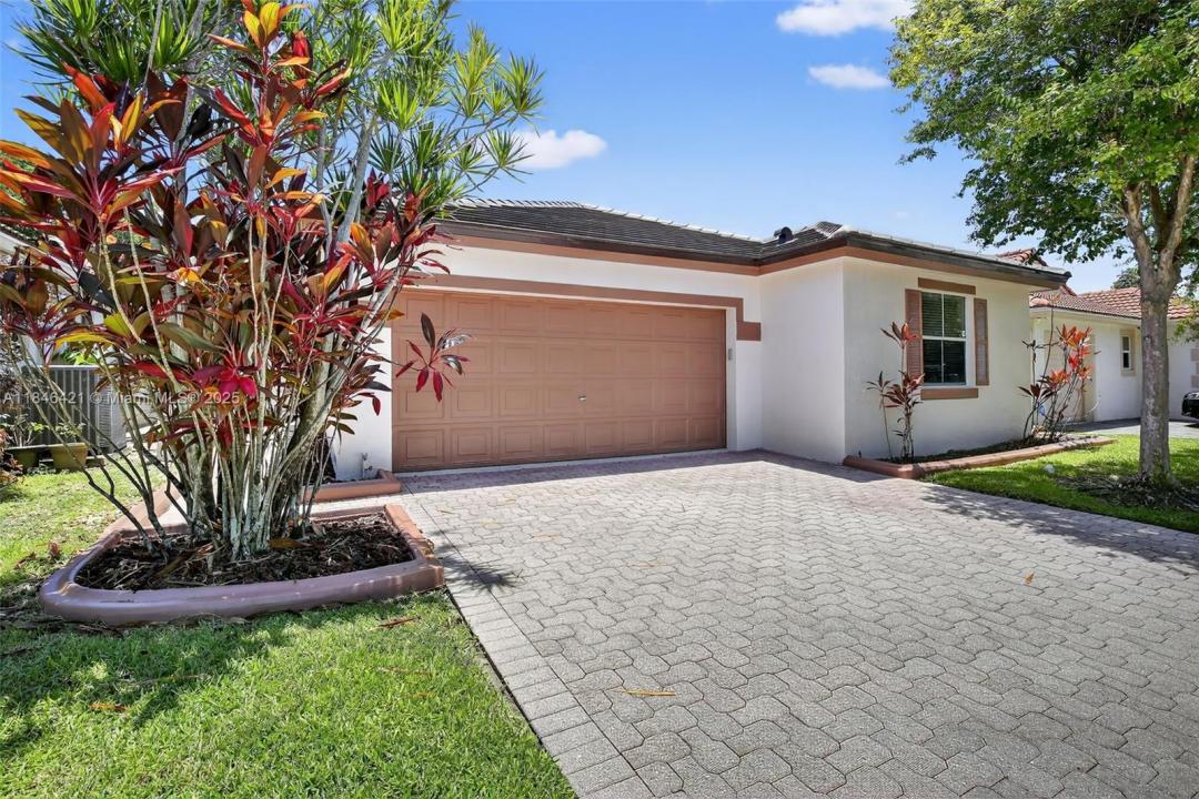 7306 NW 1st Mnr, Plantation, Florida 33317, Stati Uniti