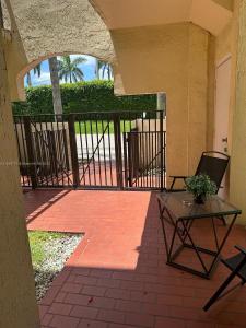 13050 SW 88th Ter N 106, Miami, Florida 33186, USA