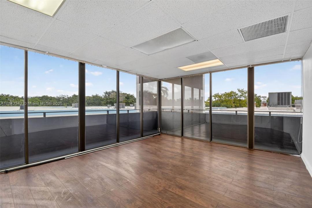 3801 N University Dr 310-311, Sunrise, Florida 33351, Stati Uniti