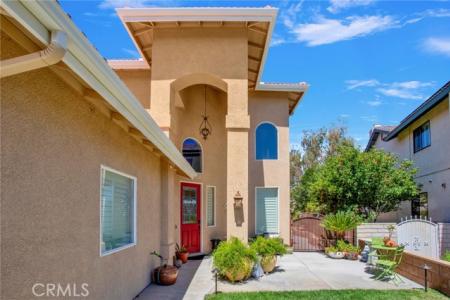 Cedarbrook Lane, Victorville, California 92395