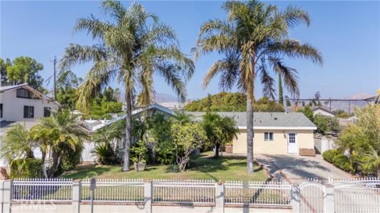 Borden Avenue, Pacoima, Kaliforniya 91331, Amerika Birleşik Devletleri