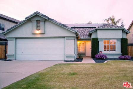 Blue Heron Drive, Bakersfield, קליפורניה 93312, ארצות הברית של אמריקה 
