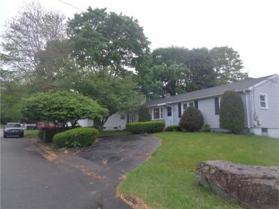 155 Lewiston Street, Warwick, Rhode Island 02889