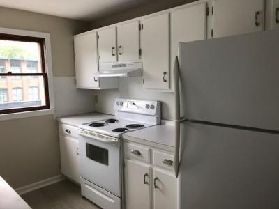 43 Blakeley Street 3, Woonsocket, RI 02895, USA