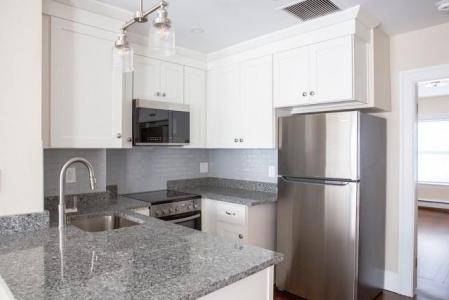 146 GROVE Street 2R, Providence, Rhode Island 02909, Estados Unidos
