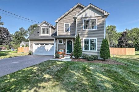 460 Fairgrounds Road, South Kingstown, Rhode Island 02892, HOA KỲ