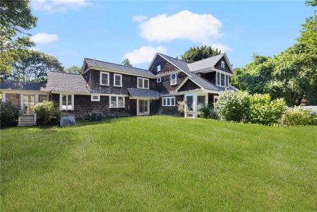 58 Dolphin Avenue, Jamestown, RI 02835, USA