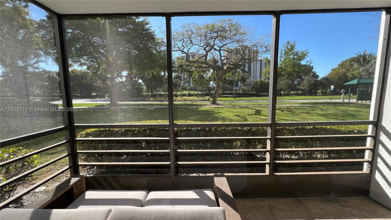 20500 W Country Club Dr 117, Aventura, Florida 33180, HOA KỲ