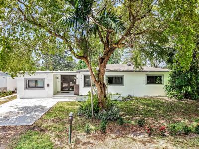 781 NE 162nd St, Miami, Florida 33162, USA