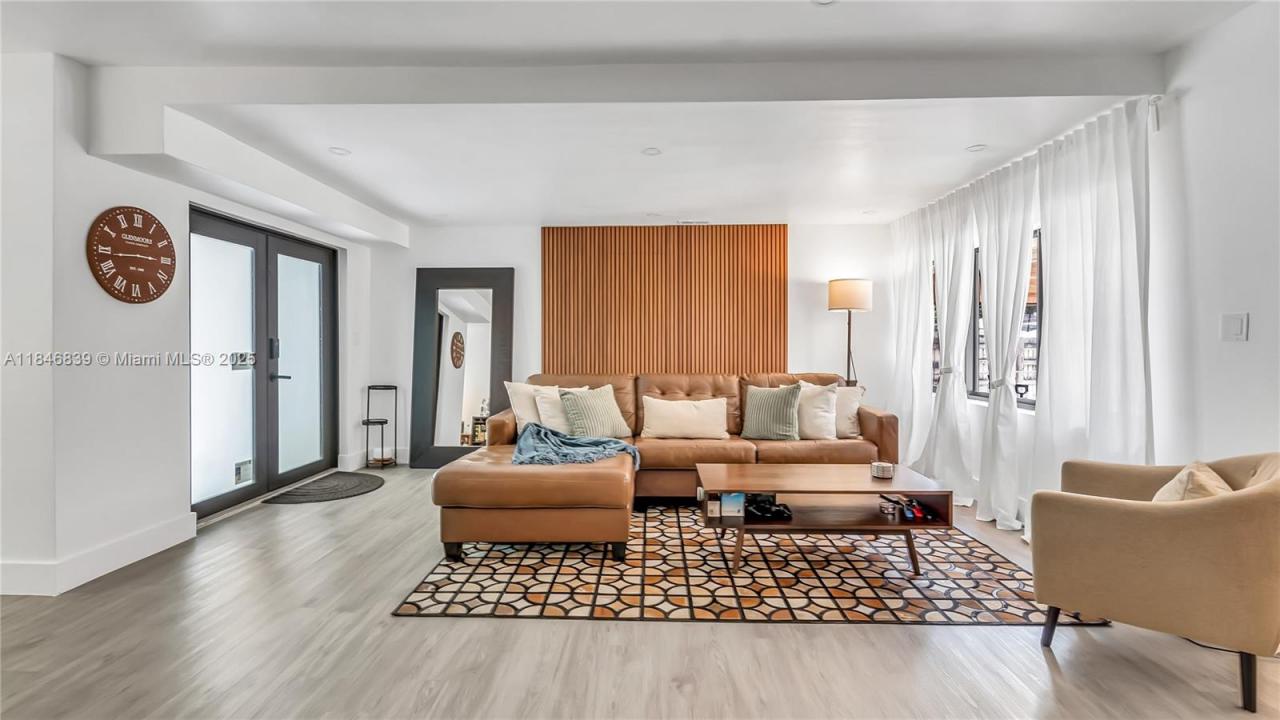 781 NE 162nd St, Miami, Floride 33162, États-Unis