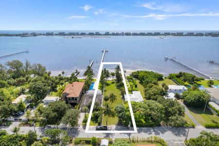 826 S Lakeside Drive, Lake Worth Beach, Florida 33460