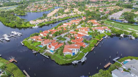 3299 Bridgegate Drive, Jupiter, Floryda 33477, USA