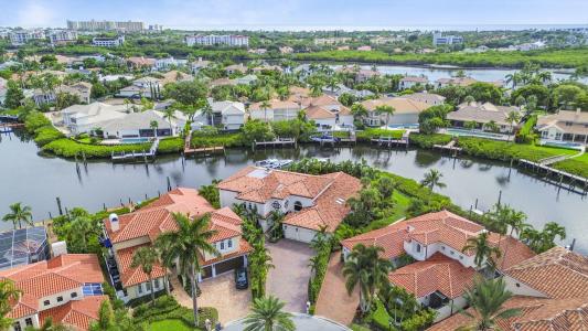 3299 Bridgegate Drive, Jupiter, Floryda 33477, USA
