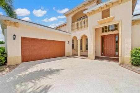 841 SW Haas Ave, Port St Lucie, Florida 34953