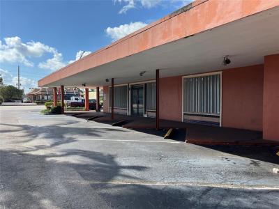 1361 E Commercial Blvd, Oakland Park, Florida 33334