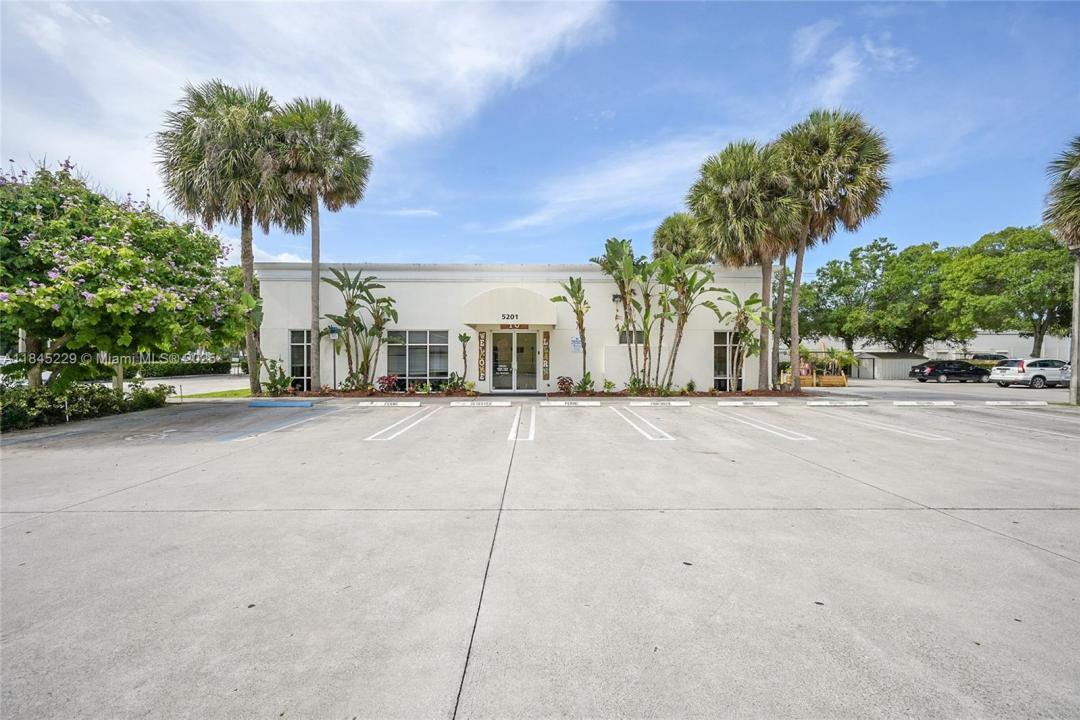 5201 Village Blvd, West Palm Beach, Florida 33407