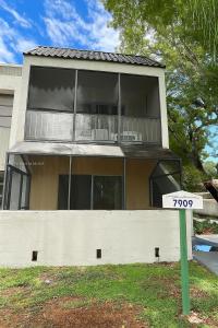 7909 SW 104th St 113G, Miami, Florida 33156, USA