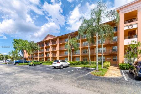 571 SW 142nd Ave 209O, Pembroke Pines, Florida 33027, USA