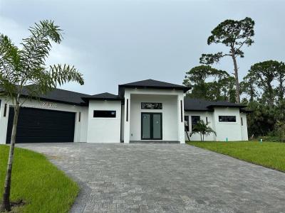 703 Sheldon Ave, Lehigh Acres, Florida 33936, USA