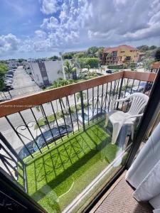 5625 W 26th Ct 205, Hialeah, Florida 33016, USA
