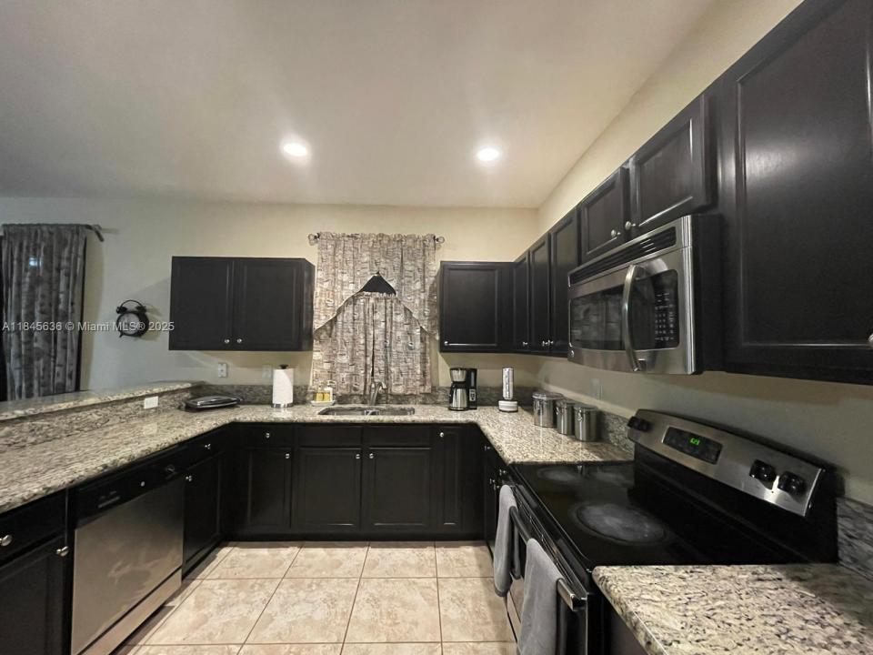 8878 W 33rd Ave 8878, Hialeah, Florida 33018, Estados Unidos