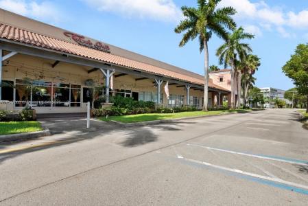 10505 NW 112th Ave, Medley, Florida 33178, USA