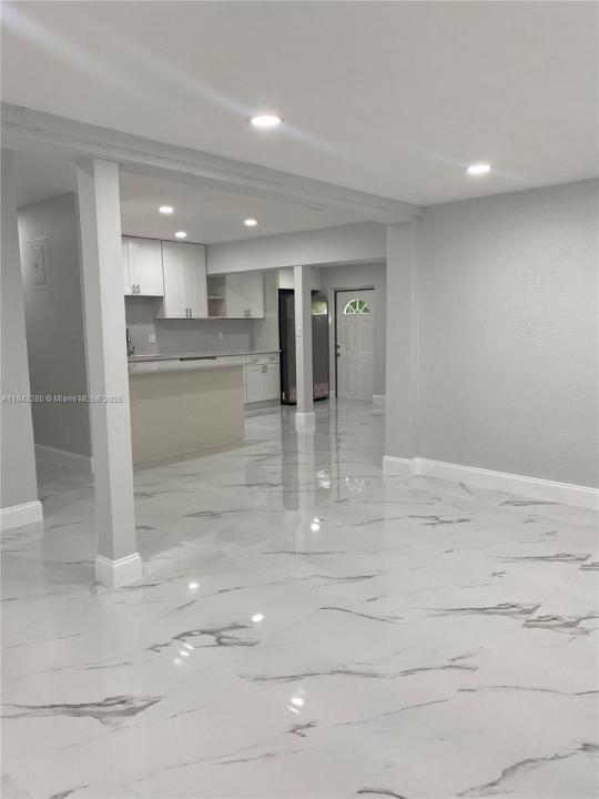 1244 NW 1st Ave, Fort Lauderdale, Florida 33311, Estados Unidos