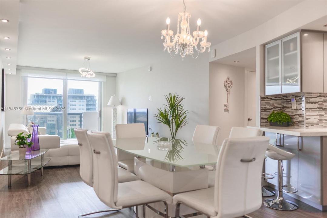 6039 Collins Ave 937, Miami Beach, فلوريدا 33140, الولايات المتحدة