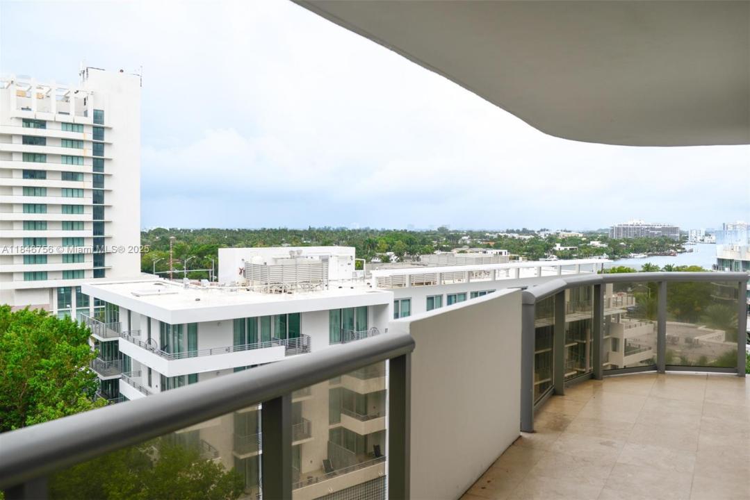 6039 Collins Ave 937, Miami Beach, فلوريدا 33140, الولايات المتحدة