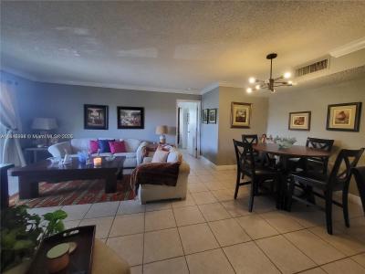 10765 SW 108th Ave 201, Miami, Florida 33176, USA