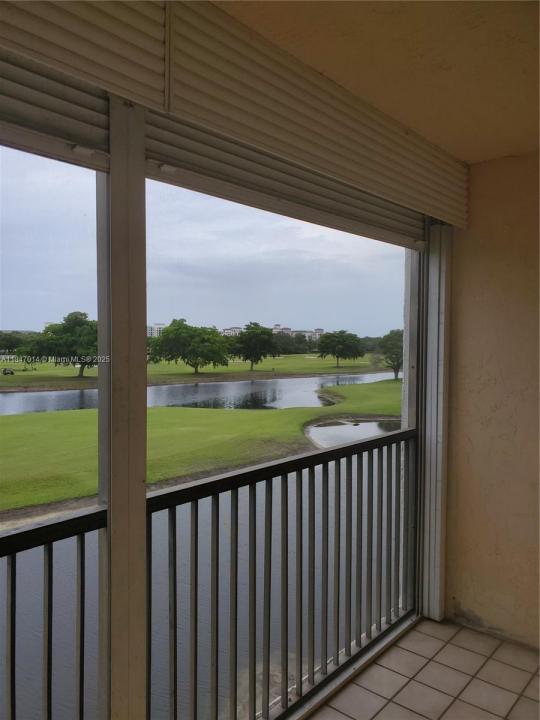 3100 W Rolling Hills Cir 407, Davie, Florida 33328, Estados Unidos