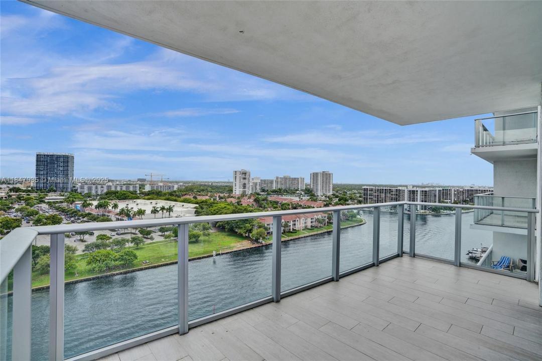 4010 S Ocean Dr R908, Hollywood, Флорида 33019, Соединенные Штаты