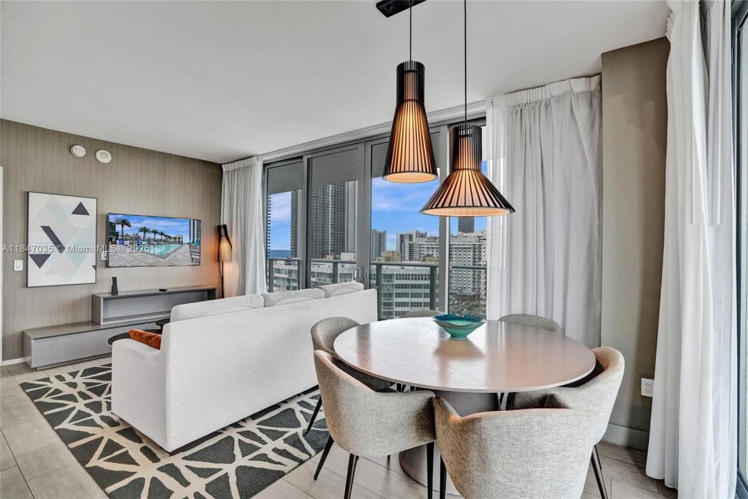 4010 S Ocean Dr R908, Hollywood, Флорида 33019, Соединенные Штаты