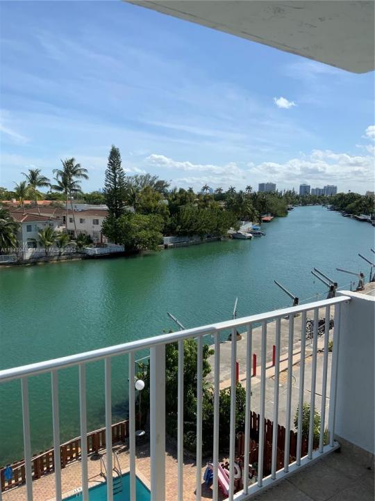 80 S Shore Dr 404, Miami Beach, Flórida 33141, Estados Unidos