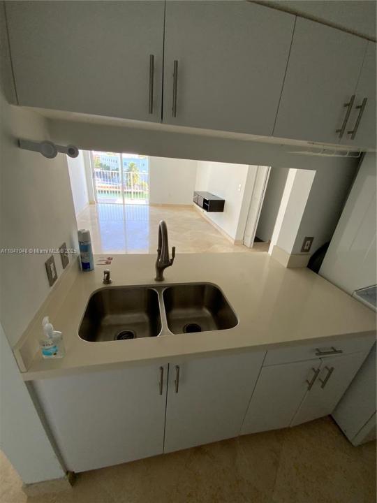 80 S Shore Dr 404, Miami Beach, Flórida 33141, Estados Unidos