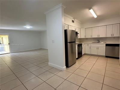 2536 Van Buren St 5A, Hollywood, Florida 33020, USA