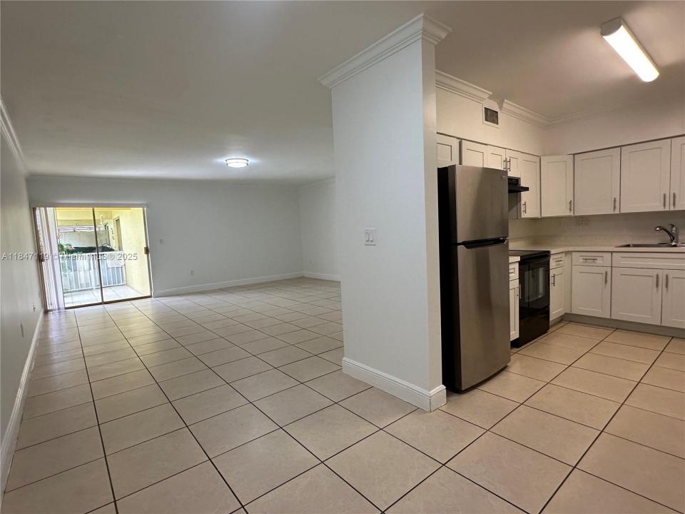 2536 Van Buren St 5A, Hollywood, Florida 33020, HOA KỲ