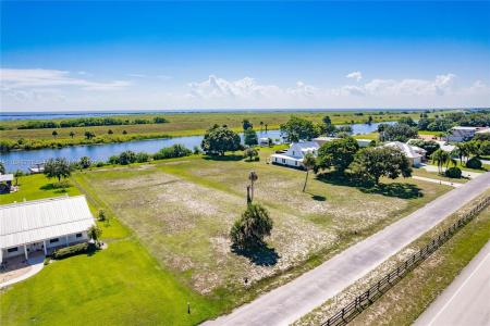 13060 US HIGHWAY 441 SE, Okeechobee, Florida 34974, USA