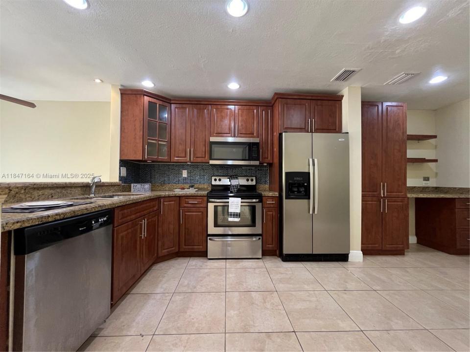 8016 NW 29th St, Sunrise, 佛罗里达州 33322, 美国
