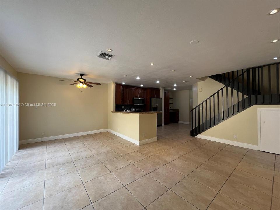 8016 NW 29th St, Sunrise, 佛罗里达州 33322, 美国